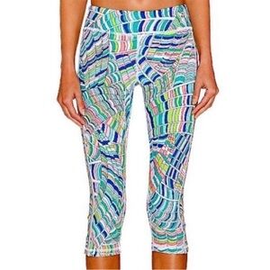 Trina Turk Women’s Size XL Recreation Scallop Pink Blue Shell Capri Leggings